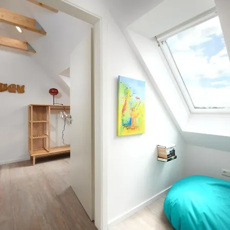 Artpartment Pink Dream Apartment